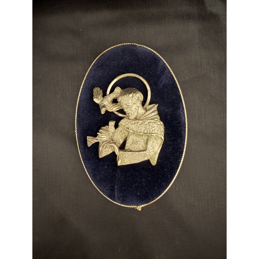 Vintage Peltro Inciso Saint Francis Assisi Pewter Wall Plaque Italy Velvet 4.5"
